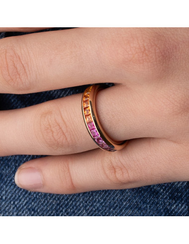 Anillo Versátil: Un arcoíris de zafiros multicolor en oro rosa