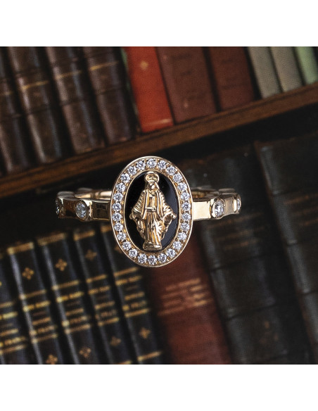 Devoto Ring: A Tribute to Faith and Elegance