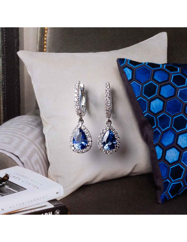 Sapphire and Diamond Earrings: Eternal Elegance for a Unique Love