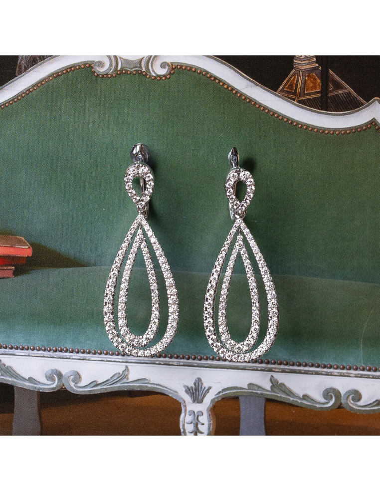 White gold earrings with diamonds Elegance and sophistication