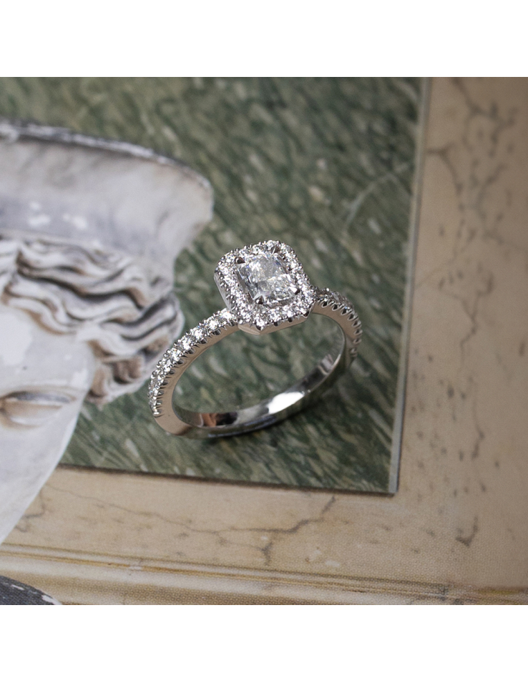 Anillo de Oro con Diamante: El Símbolo Perfecto de Amor Eterno