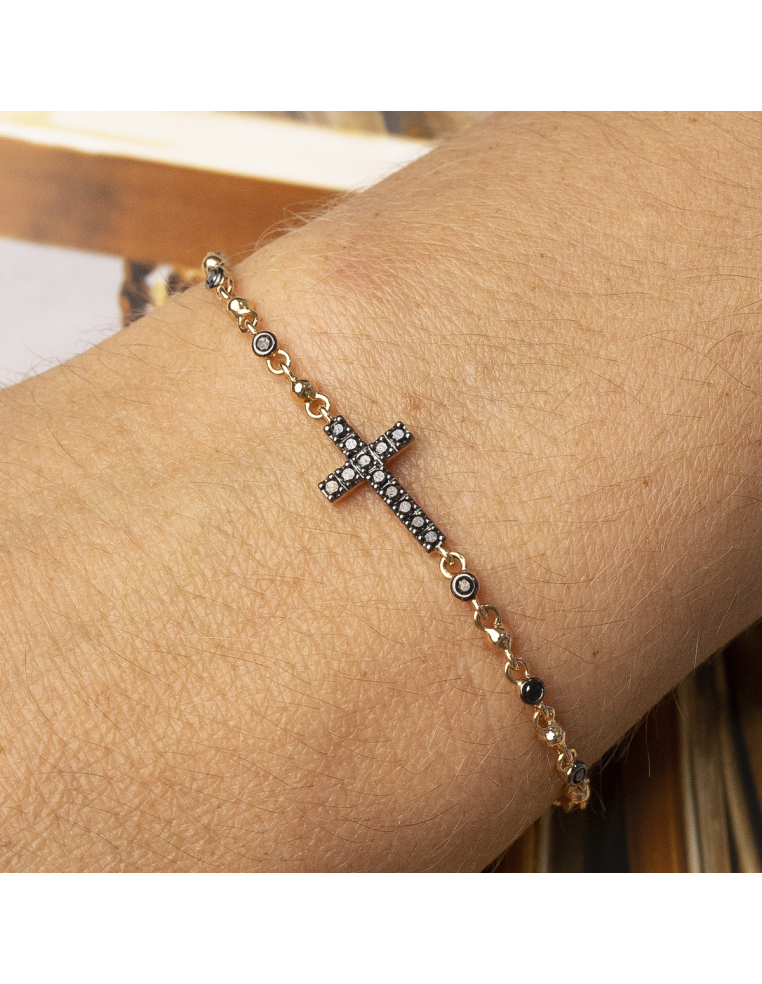 BLACK DIAMOND CROSS BRACELET: ELEGANCE AND SPIRITUALITY