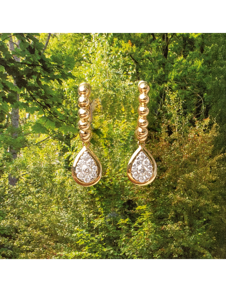 Diamond teardrop hoop earrings: Elegance and sophistication