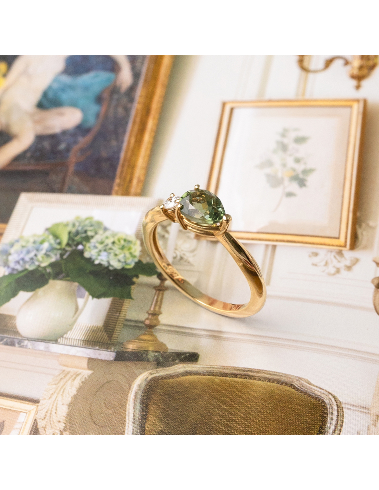 Yellow Gold Ring with Green Tourmaline and Diamond | Natural Elegance