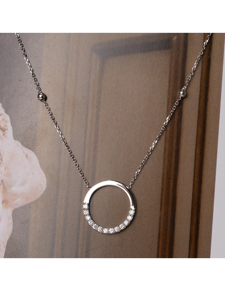 White gold necklace with diamond hoop | Circle of Light.