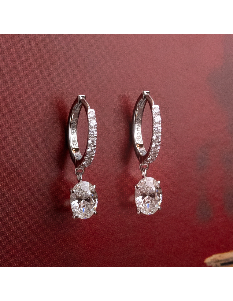 Earrings 18Kt White Gold with Oval Diamonds | Stunning Elegance