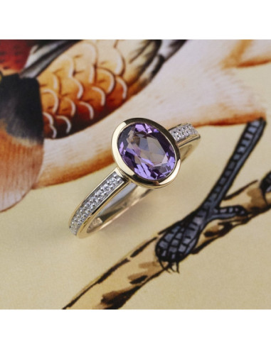 Gold ring with amethyst: Timeless elegance for your everyday life